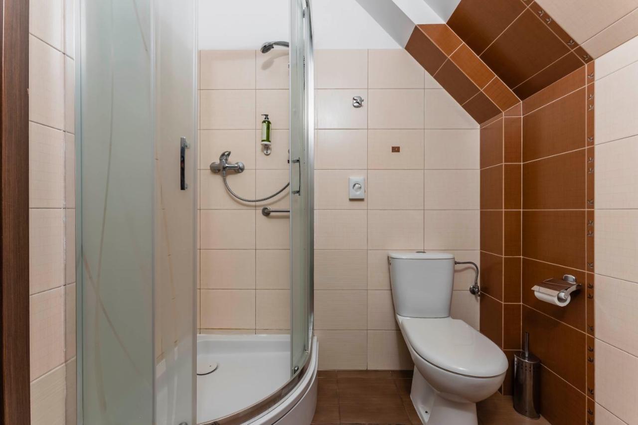 Hotel Pod Kasztanami 루블린 외부 사진